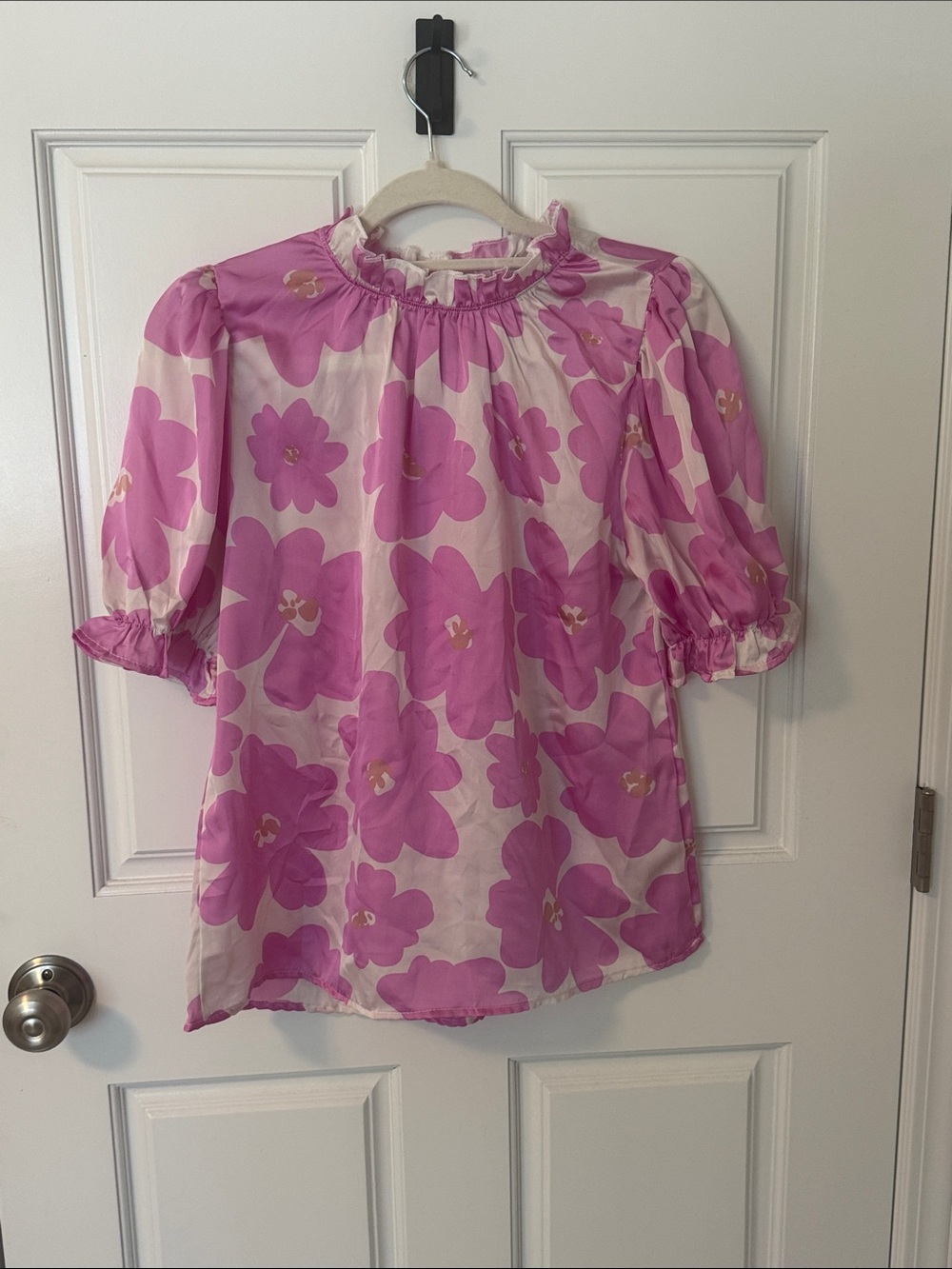 entro Pink Floral Ruffle Neck Blouse